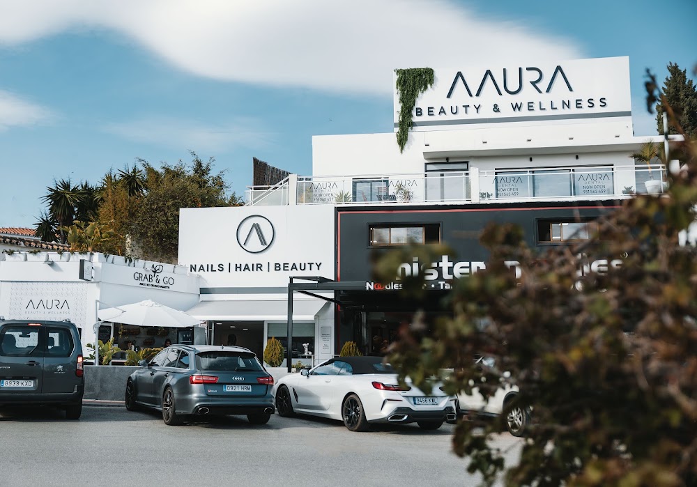AAURA Beauty & Wellness