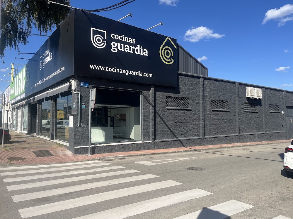 Guardia Cocinas & Armarios