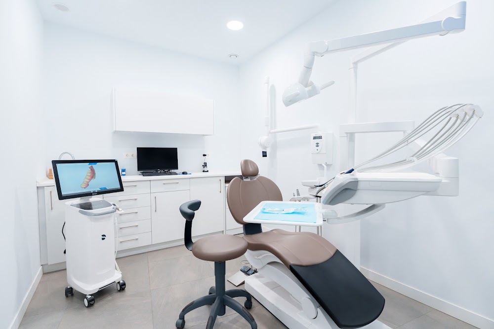 Clínica Dental Cleardent Torre del Mar